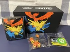 ポケモンカードゲーム Hidden Fates プレイマット　色違い ポケモンカードゲーム Hidden Fates プレイマット 色違い