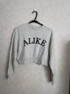 クロップド スウェット