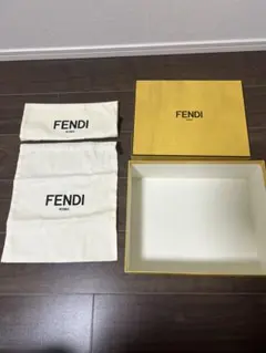 FENDI フェンディ 空箱 保存袋2枚 計3点セット BOX ショップ袋 Yahoo!オークション -「空き箱」(フェンディ) (ふ)の落札相場