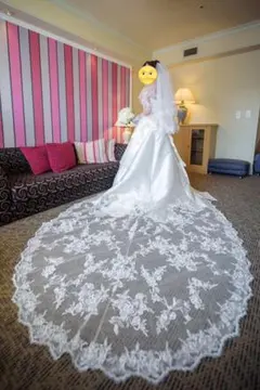 クラウディア　ウェディングドレス