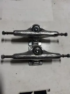 Independent Forged スケートボードトラック チタニウム 145 - メルカリ
