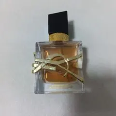 Yves Saint Laurent オーデパルファムフローラル 30ml