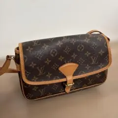 新品 SAINT LAURENT クロスボディバッグ ル・モノグラム - メルカリ