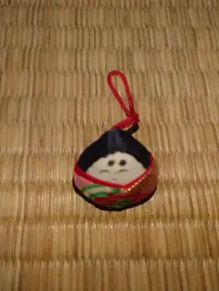 雛人形型飾り　お守り　ストラップ　レトロ　希少　入手困難