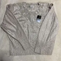 EL Dorado 刺繍入りベージュニット