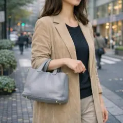 美品 エルメス ピコタンロックMM ブルーペール トリヨン B刻印 ゴールド金具のサムネイル