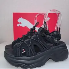 PUMA　プーマ　サンダル　厚底のサムネイル