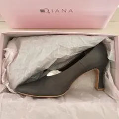 ダイアナ　パンプス　DIANA