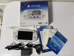 PSVita ホワイトPCH-2000本体 Wi-Fi 稼働150時間程度