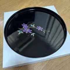 井和井　漆器円盆 紫色の花33cm