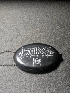 DC shoes グラフィティ　コインケース