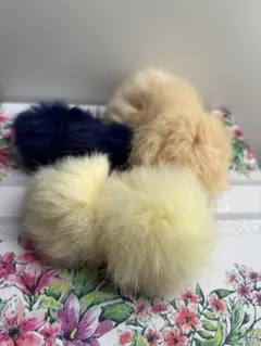 シュシュ ふわふわ ベージュ イエロー 黄色 ブルー 青 3点 セット