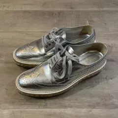 PRADA シルバー レザー ローファー 2025年最新】PRADA カラー：シルバー系 ローファー・革靴の人気