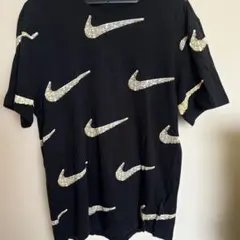 NIKE 半袖Tシャツ ブラック ゴールド総柄