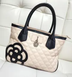 美品★クレイサス　トートバック　ハンドバッグ　キルティングバッグ