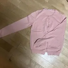 ユニクロ⭐️新品未使用⭐️クルーネックカーディガン⭐️サーモンピンク