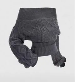 グレー ケーブルニット オフショルダーセーター