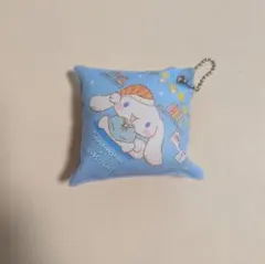 シナモロール くら寿司 クッションチャーム シナモン キーホルダー コラボ