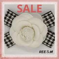 お値下げ❣️ コサージュ　カメリア　卒業式　入学式　結婚式　パーティー　白