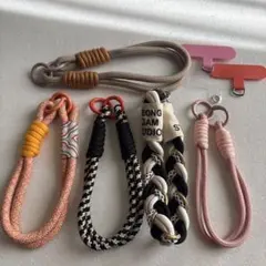 新品未使用 iPhone ストラップ キーホルダー チャーム スマホ セット