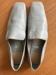 フラット 革靴
