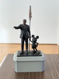 2026年最新】ディズニー ミッキー銅像の人気アイテム - メルカリ