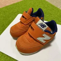 ニューバランス　ベビースニーカー　12㎝　オレンジ