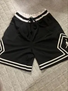 Jordan バスケットボールパンツ ブラック ホワイトのサムネイル