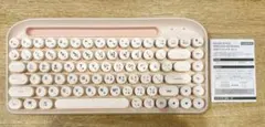 《スリーコインズ》　丸型ワイヤレスキーボード 2314/KOR-05 ピンクのサムネイル