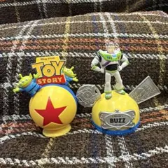 トイストーリー カプセルトイ　セット　バズ・ライトイヤー　リトルグリーンメン