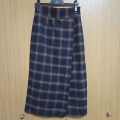 チェック柄タイトスカート