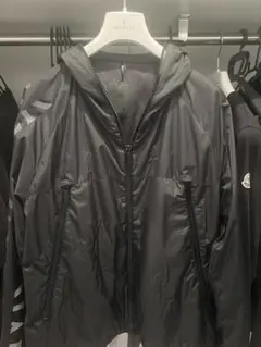 MONCLER ブラック ナイロンジャケット