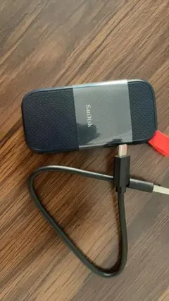 美品 SanDisk USBメモリ USB-C 黒 2TB SSD 外付け