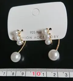 韓国 ゴールド パール 三連ボール シルバー925針 ピアス #C731-3