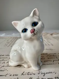 ロイヤルドルトン フィギュリン 白黒猫とキャットフード - メルカリ