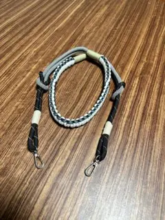 スマホショルダーストラップ 二重ストラップデザイン