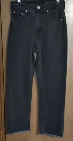 Item thumbnail for item 07eb4def-9591-4f78-a437-b38fb82e99a9