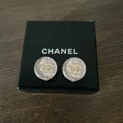 CHANEL ピアス ボーダーパール - メルカリ
