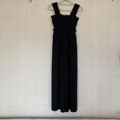 ［COCA] 黒のオールインワン　 新品同様(試着のみ)