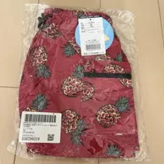 新品未使用　BREEZE パイナップル柄赤ナイロン半ズボン