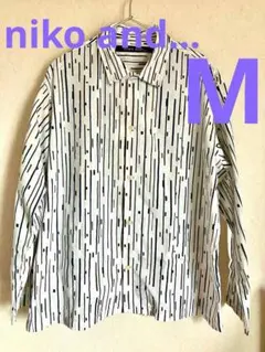 【美品】niko and… 総柄シャツ 長袖シャツ M