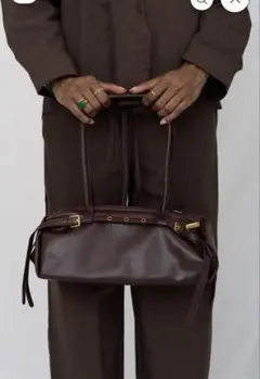 Beaulares（ビュラレス）　NAPPA TASSLE BAG ハンドバッグ