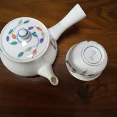 最終価格急須と湯呑み茶碗