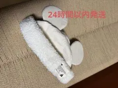 ディズニー　ファンキャップ　ボアキャップ　ホワイト