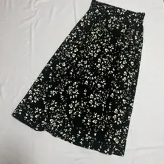 PLST ロングスカート ブラック 小花柄