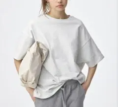 ライトグレー オーバーサイズ Tシャツ