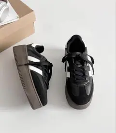 厚底スニーカー 23