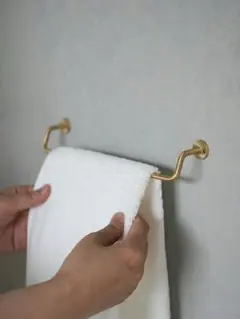 KT brass towel holder S