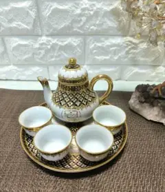 ベンジャロン焼き・壺 バンコク 高級磁器「チャトゥチャック・ウィークエンド