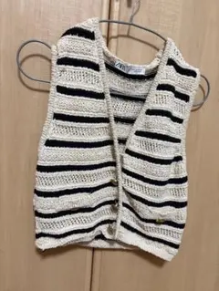 ZARA ボーダー柄 ニットベストのサムネイル